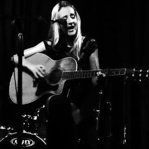 Meet your Posher, Thea