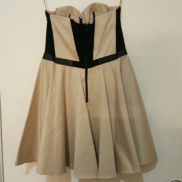 Alice + Olivia Bustier Dress - Picture 4 of 4