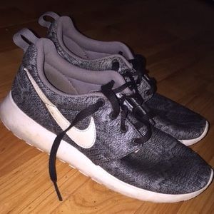 Roshes