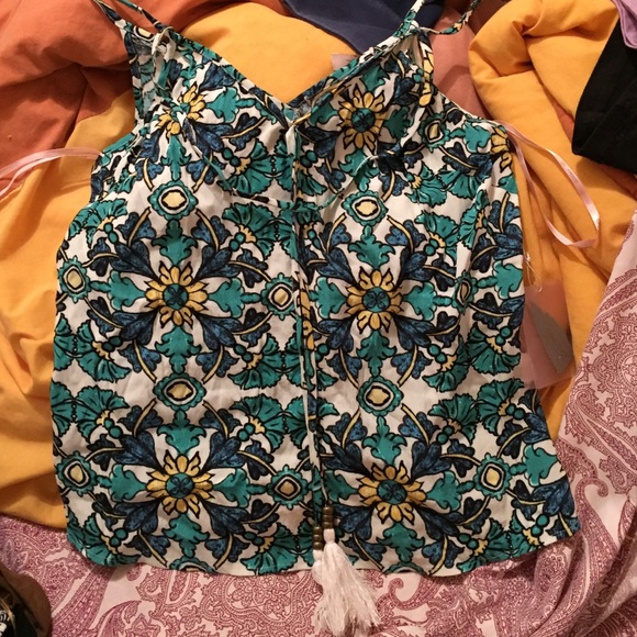 Tank top - Picture 1 of 1