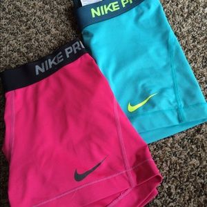 Nike pros! Perfect condition!