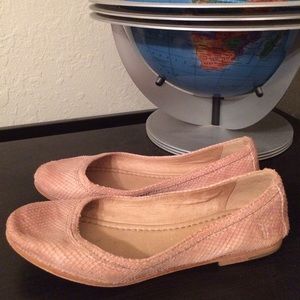 Frye Carson Ballet Flat - Size 8
