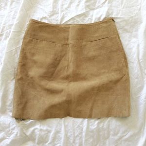 ✖️Reserved ✖️Genuine Suede Skirt w/ Pockets