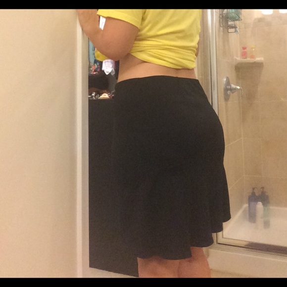 Black skirt