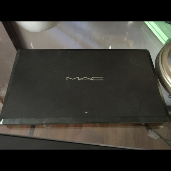 Mac Pro Custom Palette