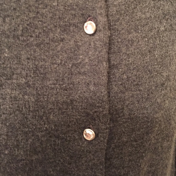 SOLD IN BUNDLE - Picture 2 of 4