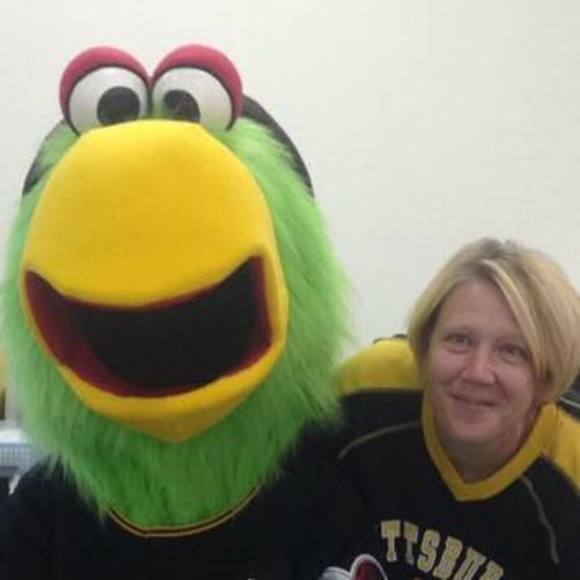 Meet your Posher, Lorie - Picture 1 of 1