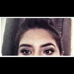 Meet your Posher, Veronica