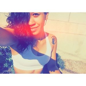 Meet your Posher, Deja