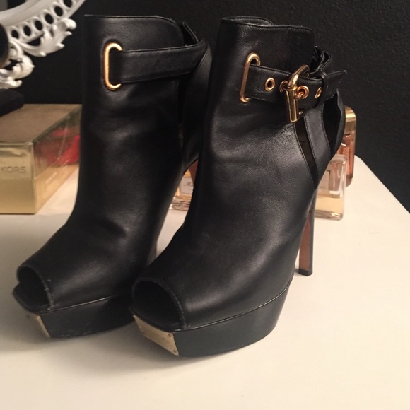 bebe Shoes - Bebe booties