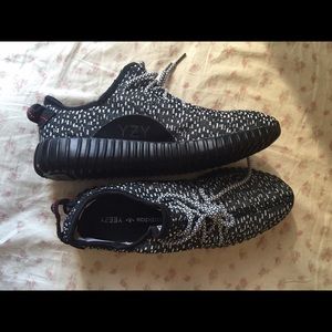 Adidas Yeezy Boost 350 (U.S. Size 9)
