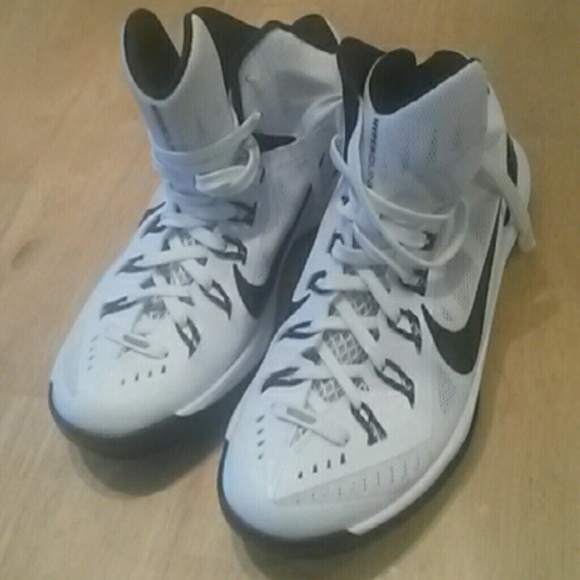 Nike Hyper Dunk Elites Size 8 In Mens