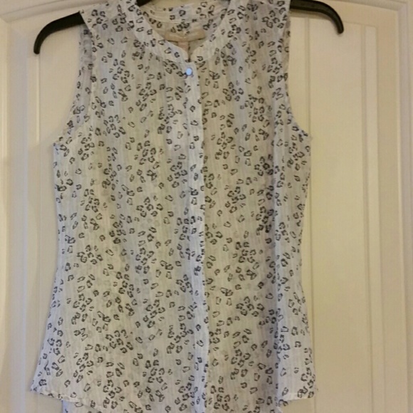 Banana Republic sleeveless top