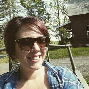 Meet your Posher, Heather