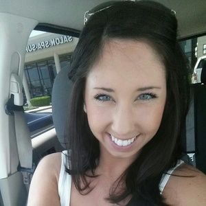 Meet your Posher, Sydney