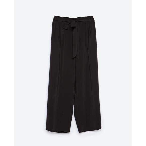 Zara Pants - NWOT Zara black culottes