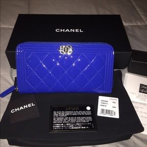 Chanel boy zip wallet