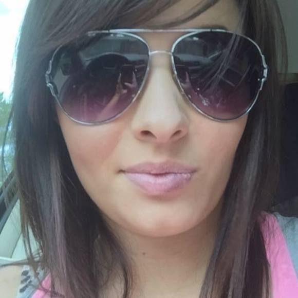 Meet your Posher, Chelsea - Picture 1 of 1