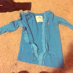 XS HOLLISTER SWEATER