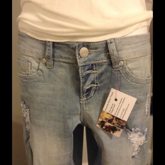 Destructed Crop Jeans