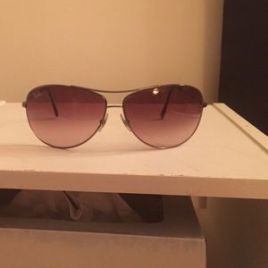 Ray ban sunglasses. Great condition. Hardly worn