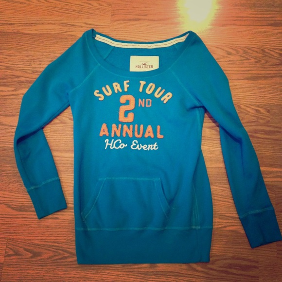 Hollister pull over sweatshirt
