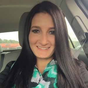 Meet your Posher, Marisa