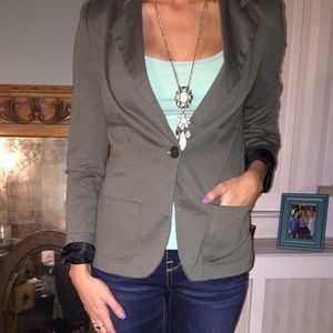 Awesome green comfortable blazer💚