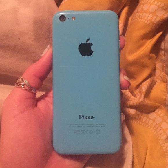 iPhone 5c - Picture 2 of 4