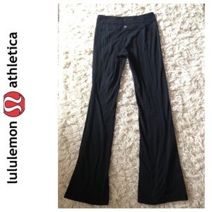 LULULEMON black yoga pants, size 2, good condition