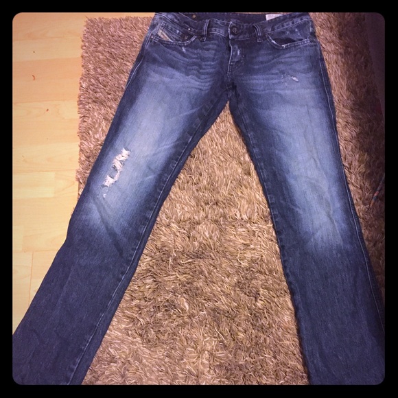 Diesel Denim - LHELA diesel destroy jeans size 27/32