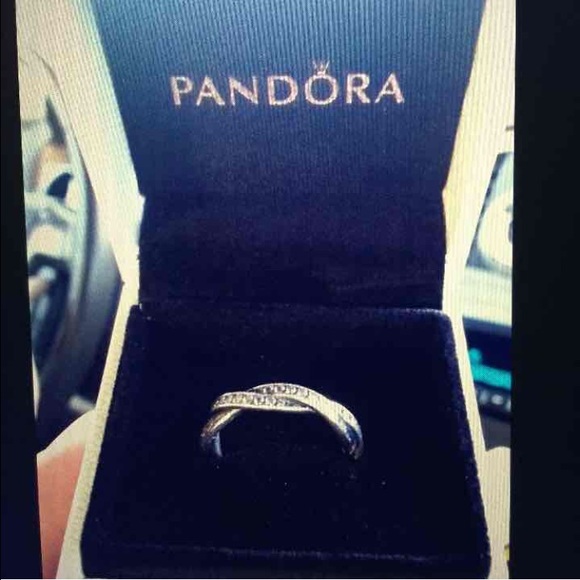 Pandora ring new