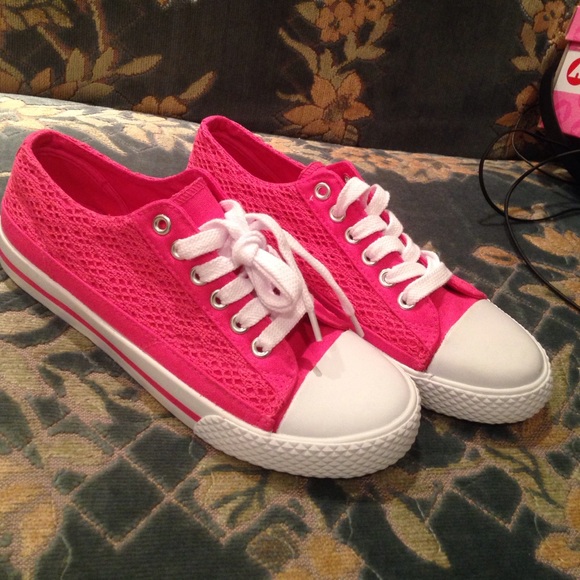 Pink Converse-like shoes