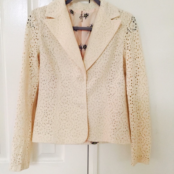Awake couture lace blazer