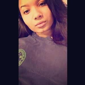 Meet your Posher, Emerald