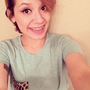 Meet your Posher, Marissa