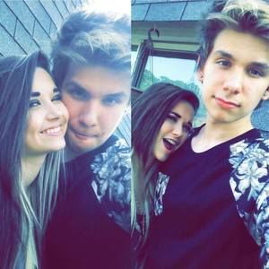 Meet your Posher, Niko