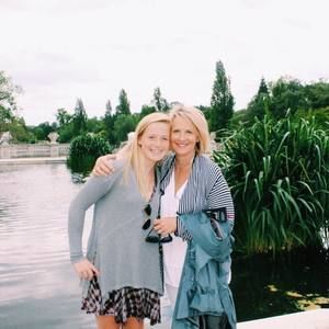 Meet your Posher, Sally