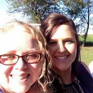 Meet your Posher, Leah