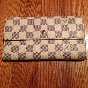 Louis Vuitton Paris Wallet
