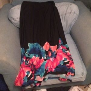Water color flower black maxi skirt