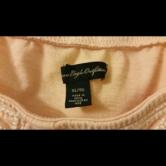 **SOLD** American Eagle peach embroidered top - Picture 3 of 4