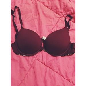 34 B VS PINK bra