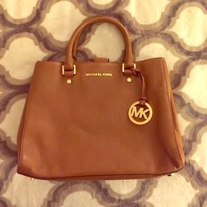 MK Michael Kors brown leather Crossbody/handbag