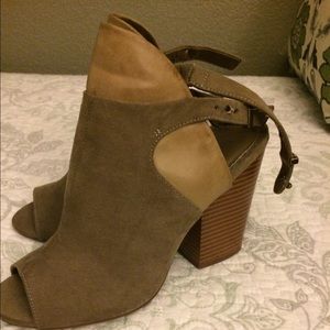 Maurices block heel