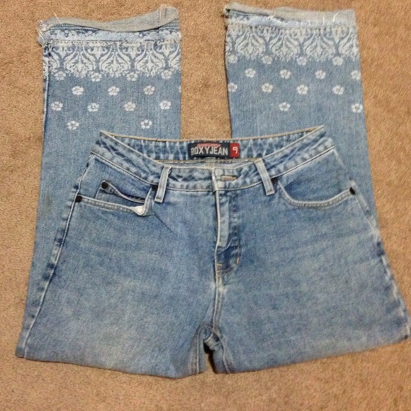 Roxy Quicksilver flare jeans. Womens size 9/10