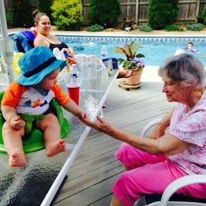 Meet your Posher, Sandy