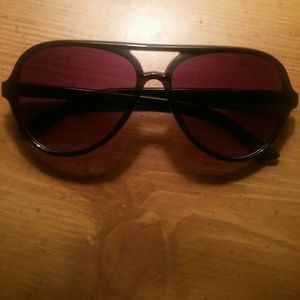 Black aviators for women