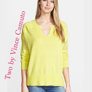 Two by Vince Camuto Top
