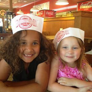 Meet your Posher, Sabrina